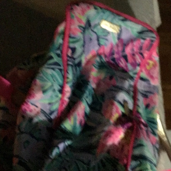 Lilly Pulitzer Palm Packable Weekender Tote Bag - Picture 8 of 10